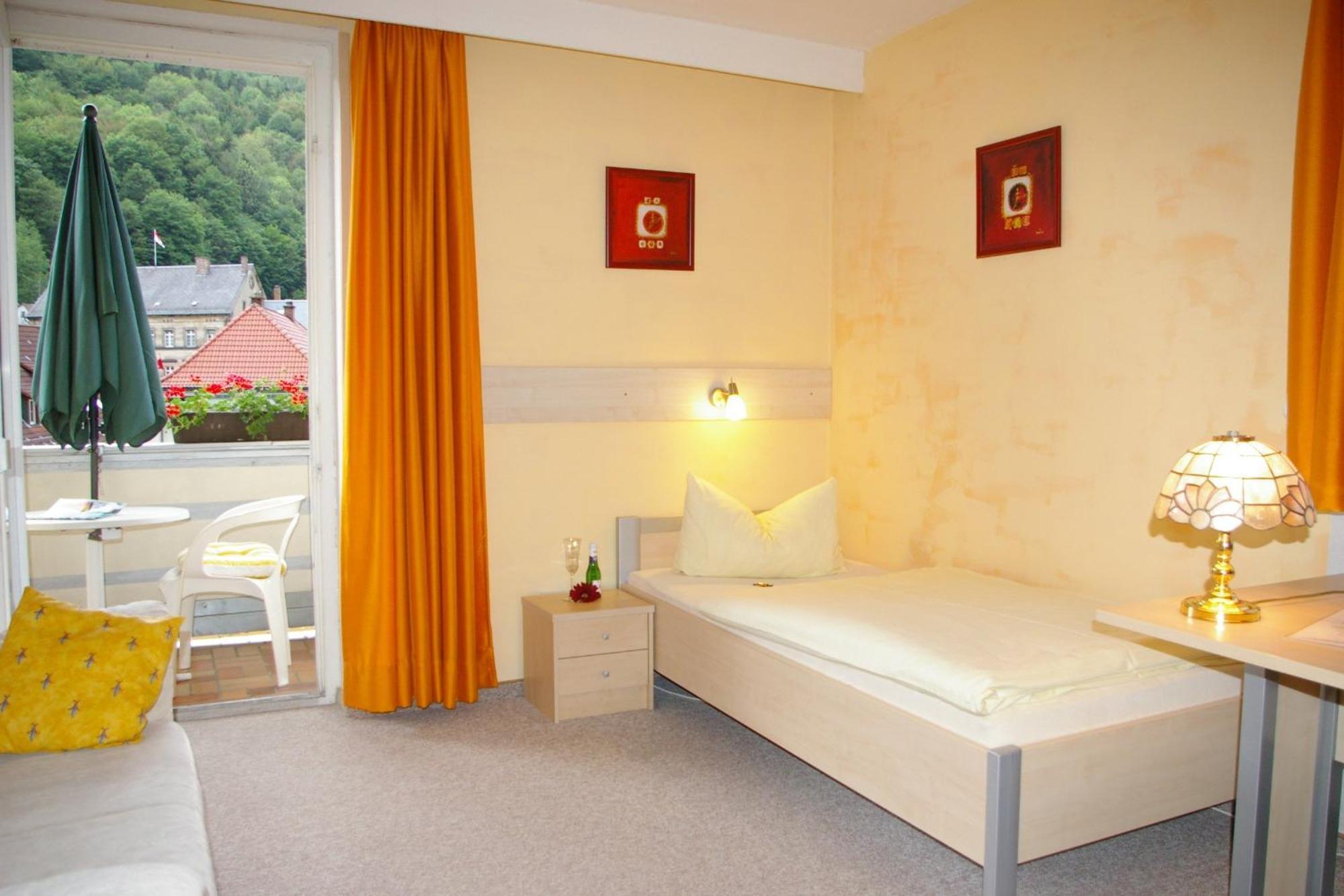 Hotel Heissinger Bad Berneck im Fichtelgebirge Exterior foto